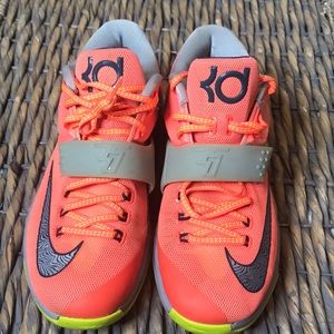 KEVIN DURANT 35 NIKE sneakers